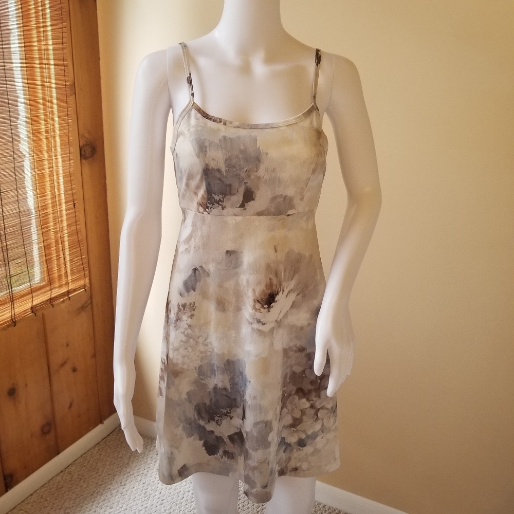 Hana sundress size small